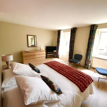 Bed & Breakfast D'hotes & - Domaine Les Sources 4*