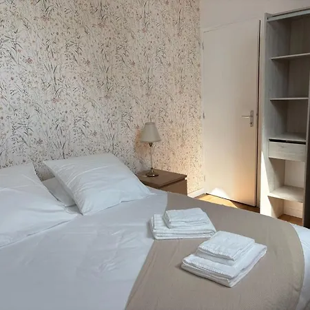 D'hotes & - Domaine Les Sources Bed & Breakfast Portbail